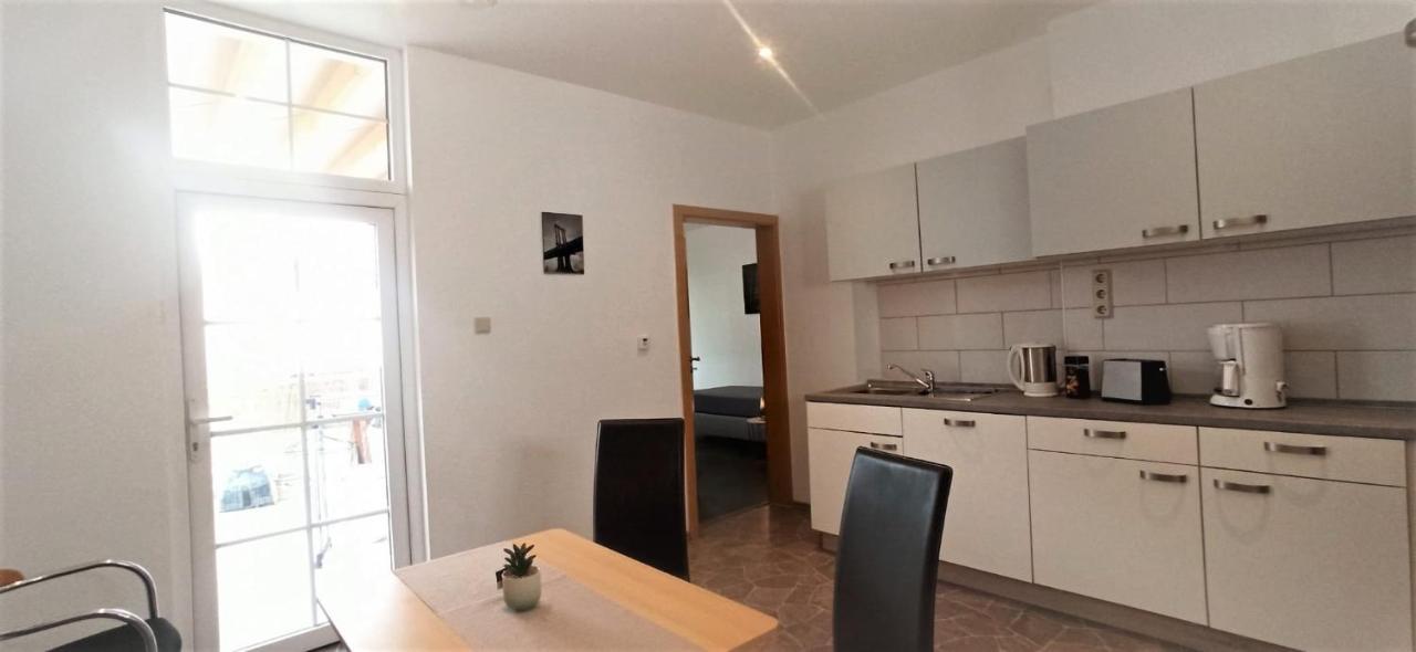 Apartment Fuer Bis Zu 7 Personen Mit Balkon Halberstadt Zewnętrze zdjęcie